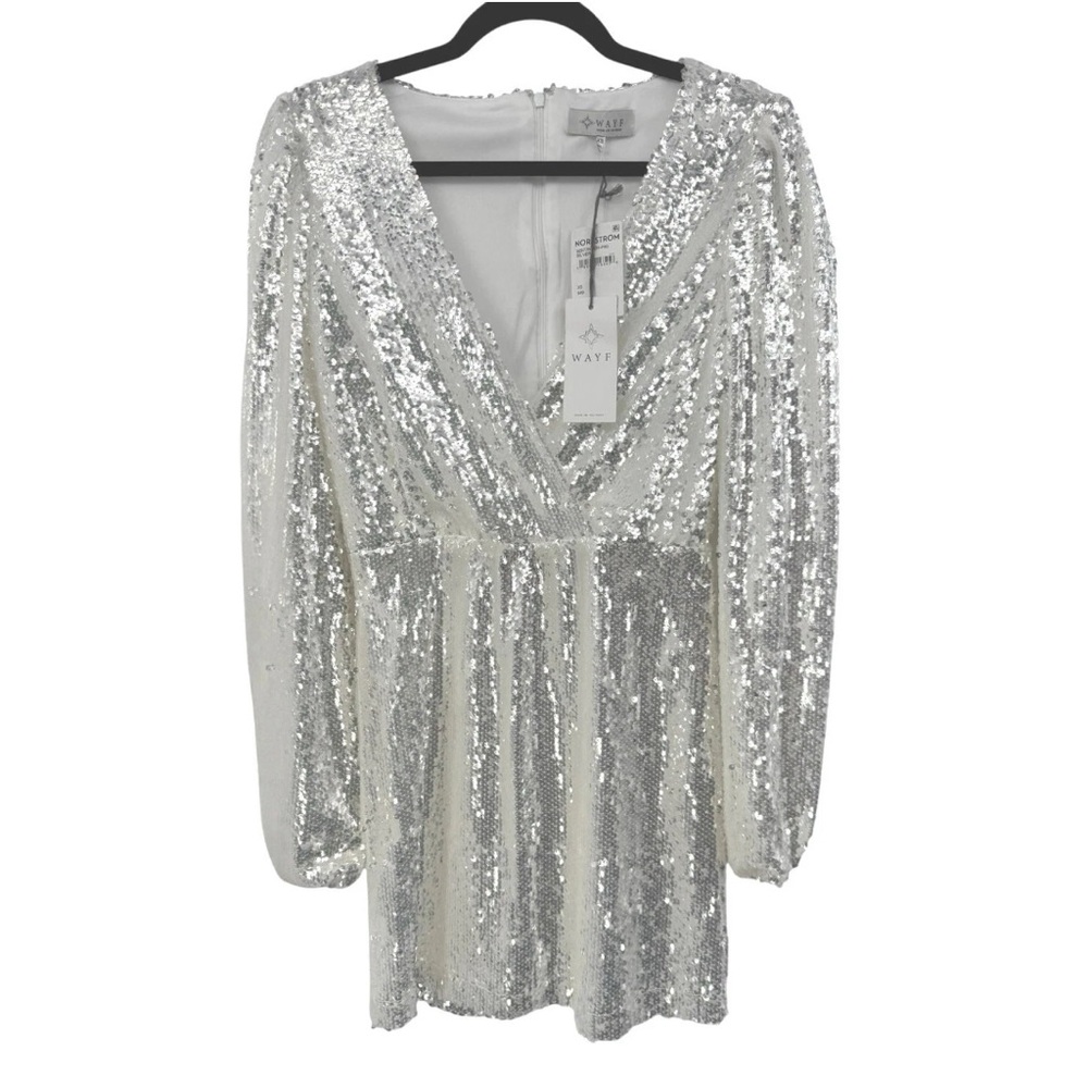 WAYF Women's Silver Sequin “Carrie” Long Sleeve V-Neck Mini Dress NWT